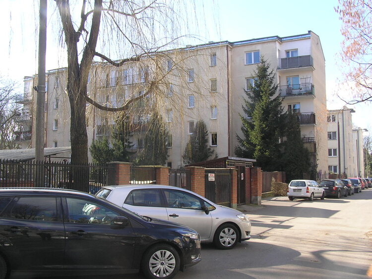 Adampolska 10 w&nbsp;Warszawie