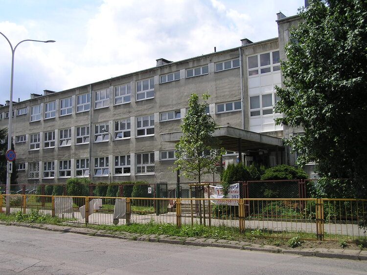 Afrykańska 11 w&nbsp;Warszawie