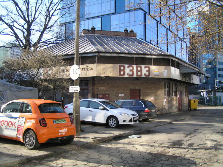 Aleja Stanów Zjednoczonych 63 w&nbsp;Warszawie