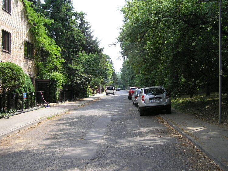 Ulica Algierska w&nbsp;Warszawie