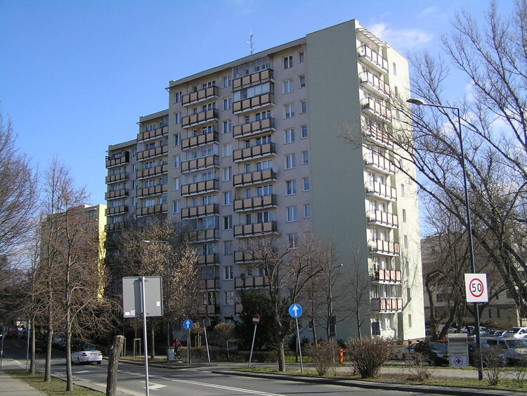 Ateńska 2 w Warszawie