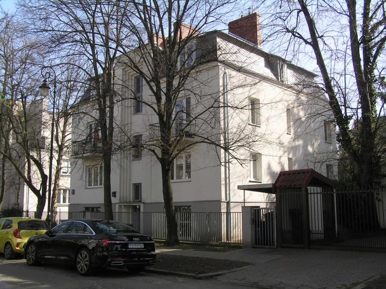 Berezyńska 8 w&nbsp;Warszawie