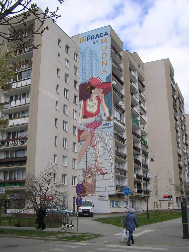 Mural Praga jest modna przy Białostockiej 7