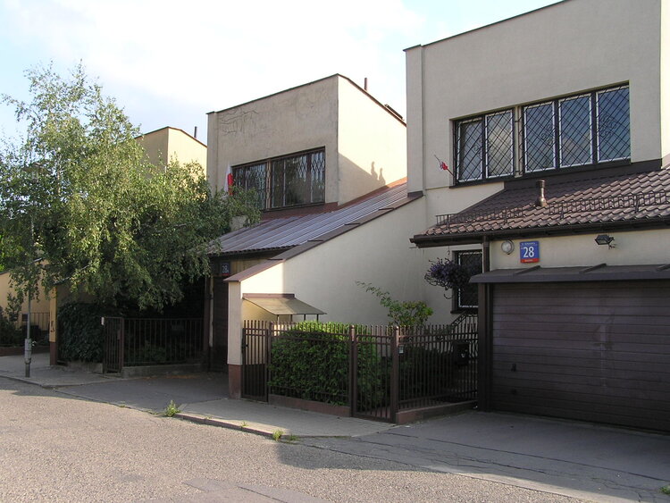 Białowieska 28A w&nbsp;Warszawie