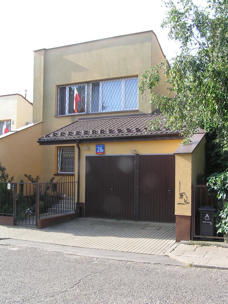 Białowieska 28B w&nbsp;Warszawie