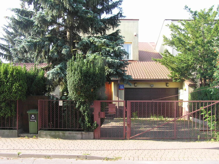 Białowieska 28E w&nbsp;Warszawie