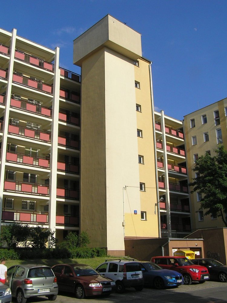 Bracławska 8 w&nbsp;Warszawie