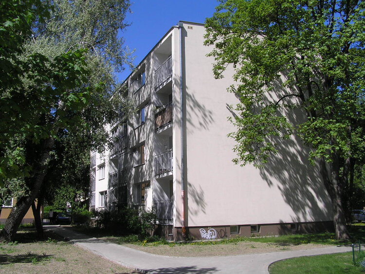 Brazylijska 12 w&nbsp;Warszawie