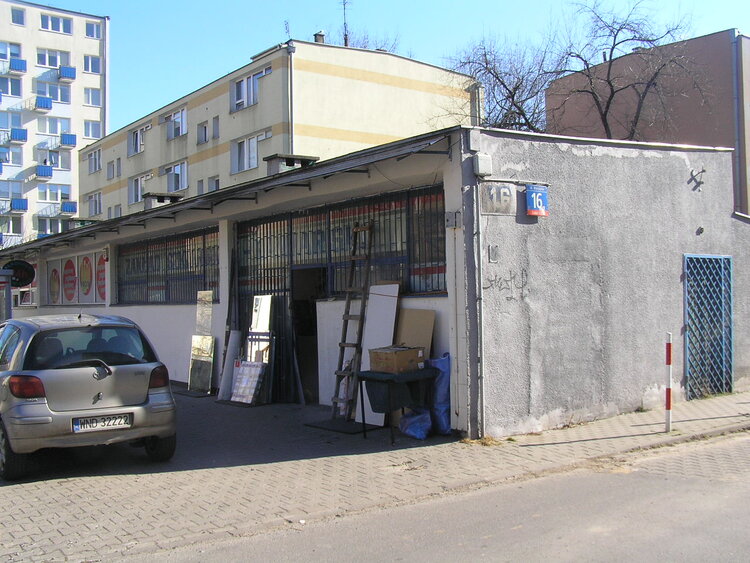 Brazylijska 16 w&nbsp;Warszawie