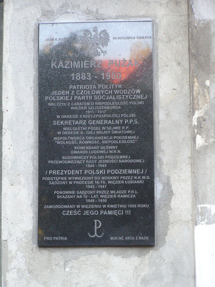 Tablica pamięci K. Pużaka - Byczyńska 1