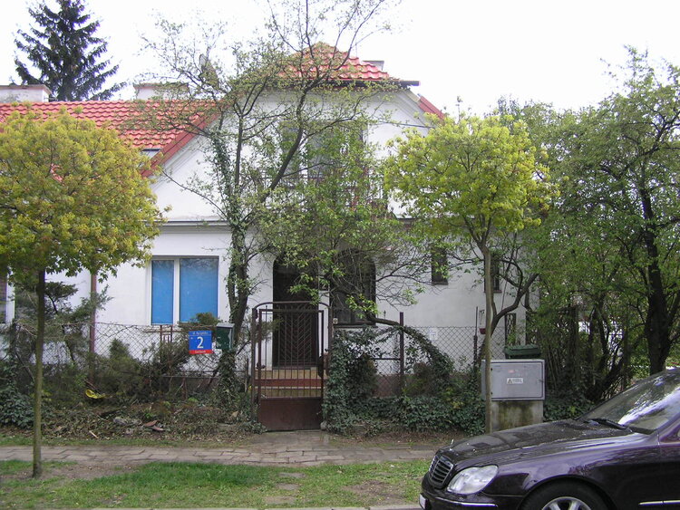 Byczyńska 2 w&nbsp;Warszawie