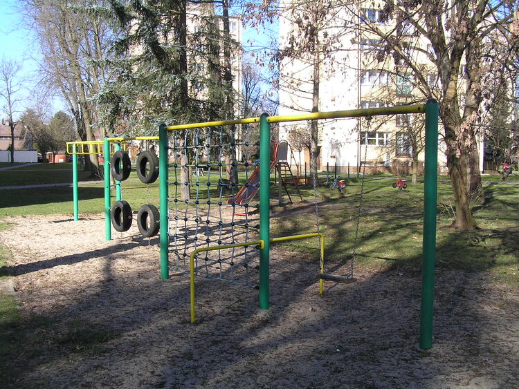 Plac zabaw przy ulicy Makowskiej