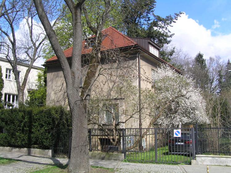 Dąbrowiecka 28A w&nbsp;Warszawie