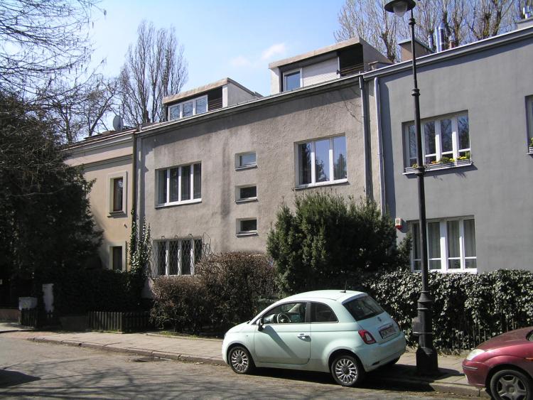 Dąbrówki 15 w&nbsp;Warszawie