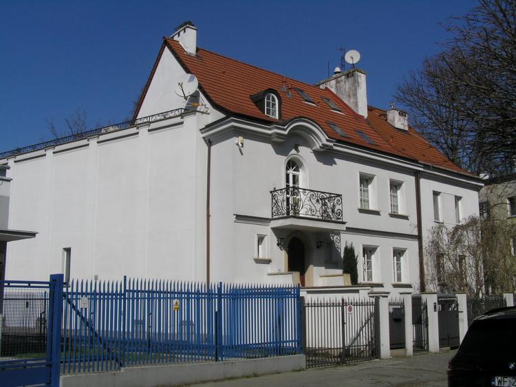 Dąbrówki 23 w&nbsp;Warszawie