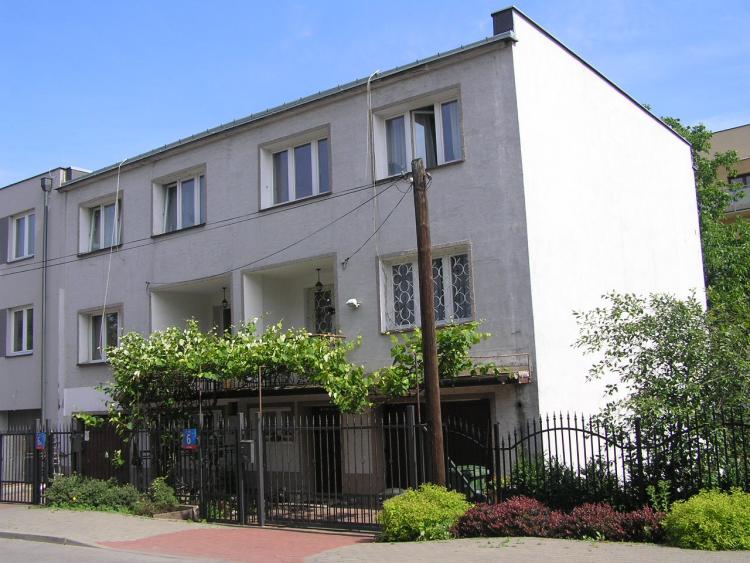 Dęby 6 w&nbsp;Warszawie