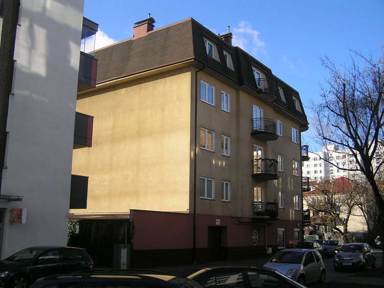 Dubieńska 24 w&nbsp;Warszawie