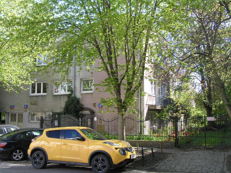 Estońska 4 w&nbsp;Warszawie