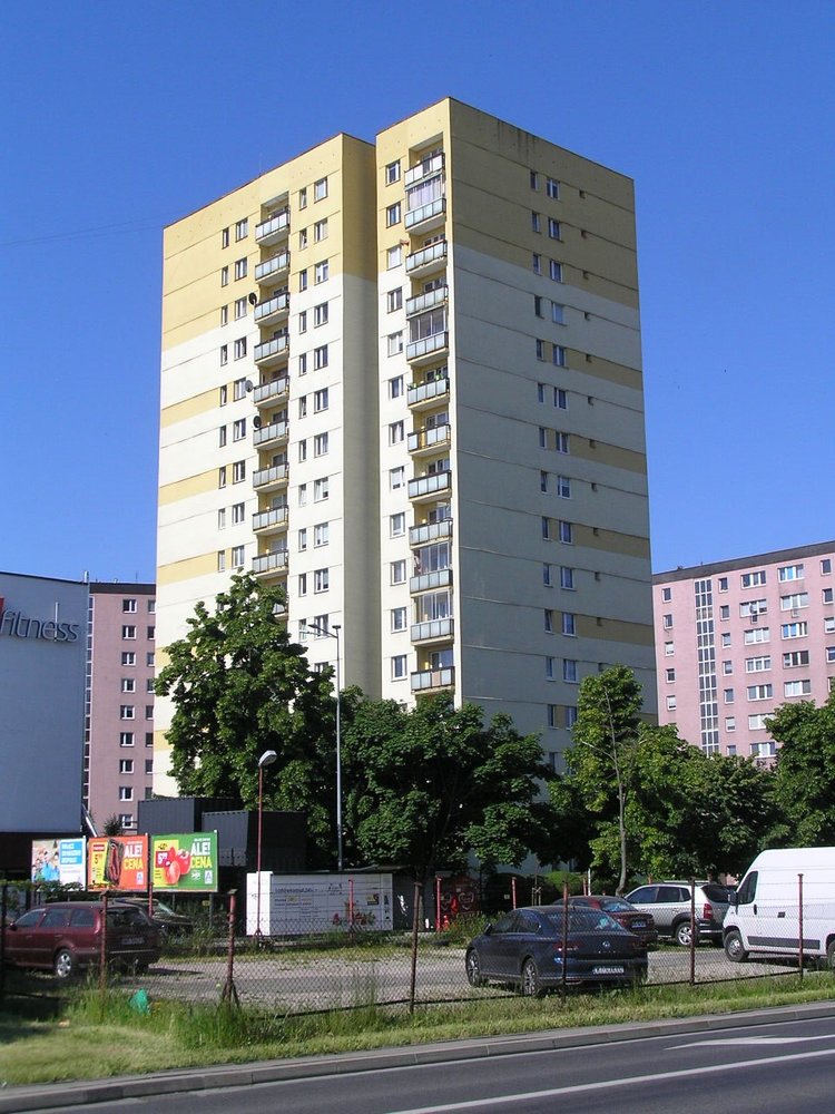 Fieldorfa 9 w Warszawie