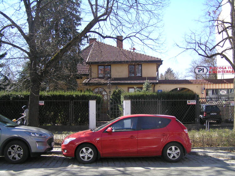 Francuska 11 w&nbsp;Warszawie