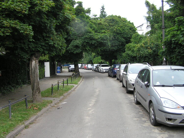 Ulica Genewska w&nbsp;Warszawie