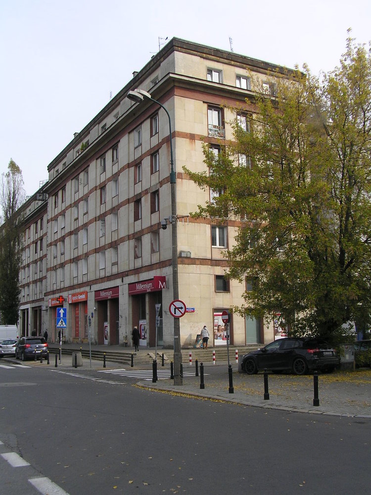 Plac Hallera 4 w Warszawie