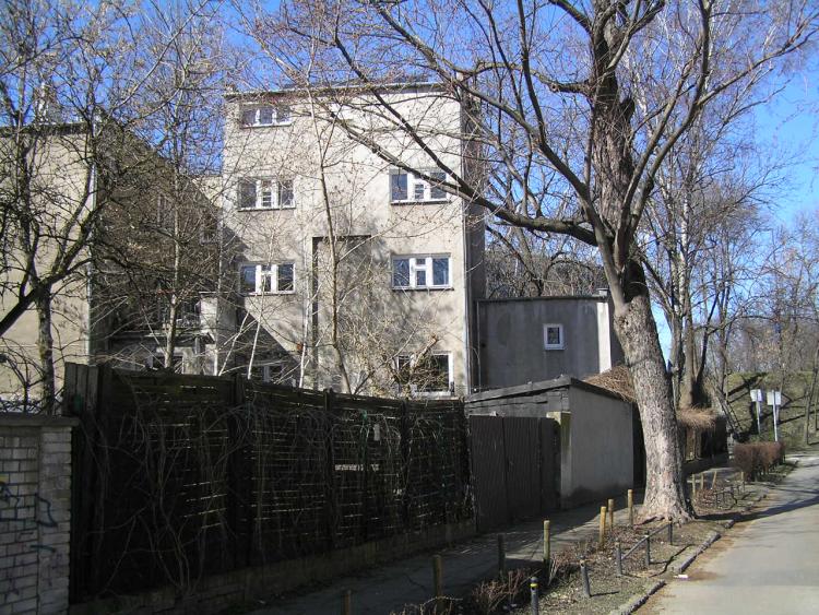 Jakubowska 16 na Saskiej Kępie