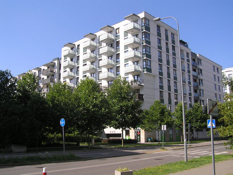 Ulica Nowaka-Jeziorańskiego 45 w&nbsp;Warszawie