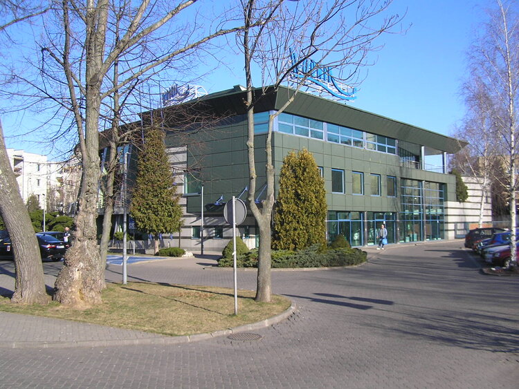 Bora-Komorowskiego 40 Pływalnia Wodnik