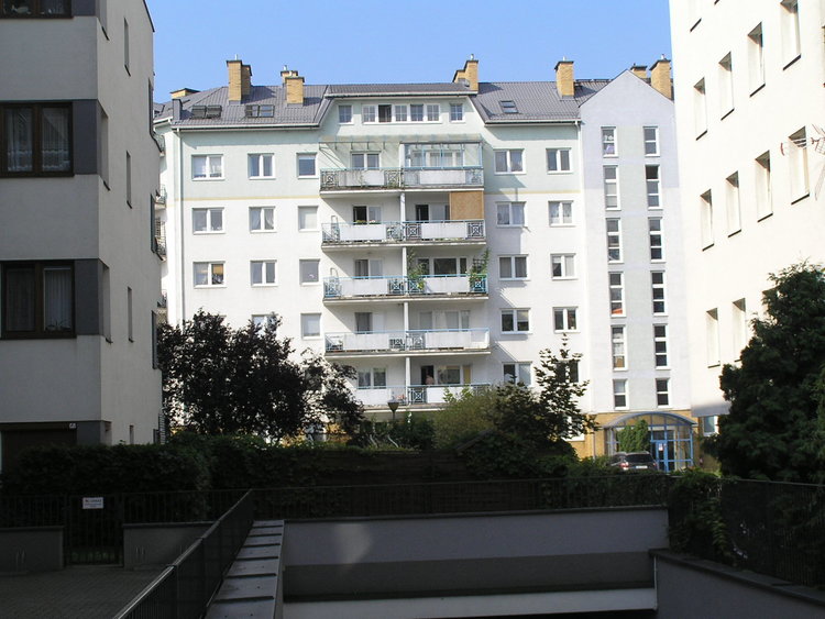 Kompasowa 10 w&nbsp;Warszawa