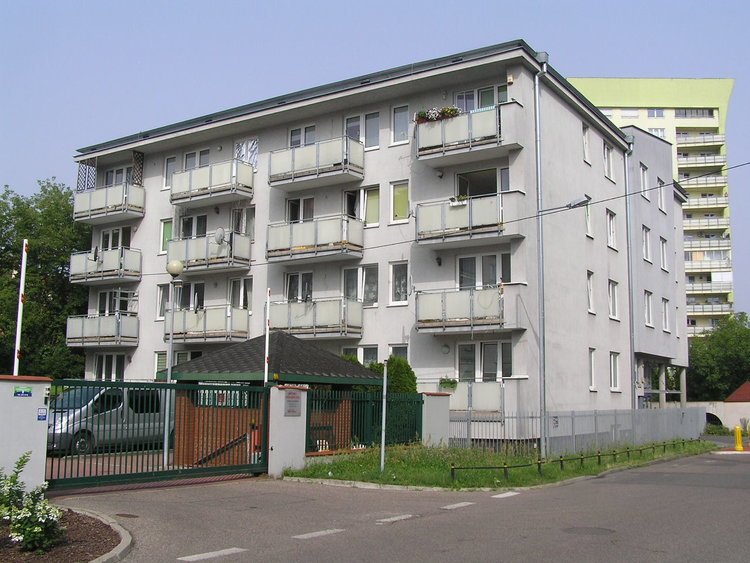 Kompasowa 5 w&nbsp;Warszawie