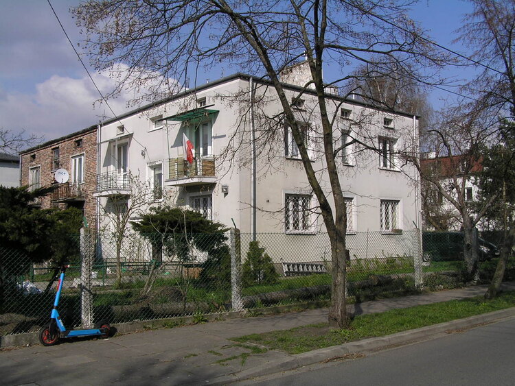 Koprzywiańska 16 w Warszawie