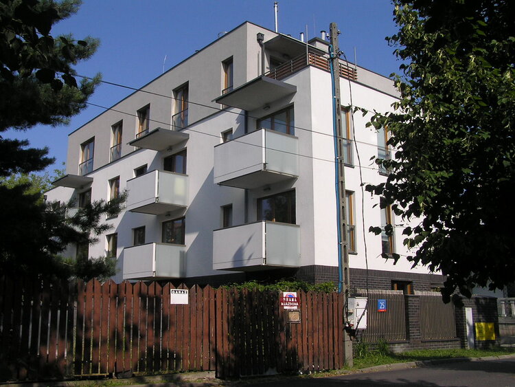 Koprzywiańska 25 w&nbsp;Warszawie