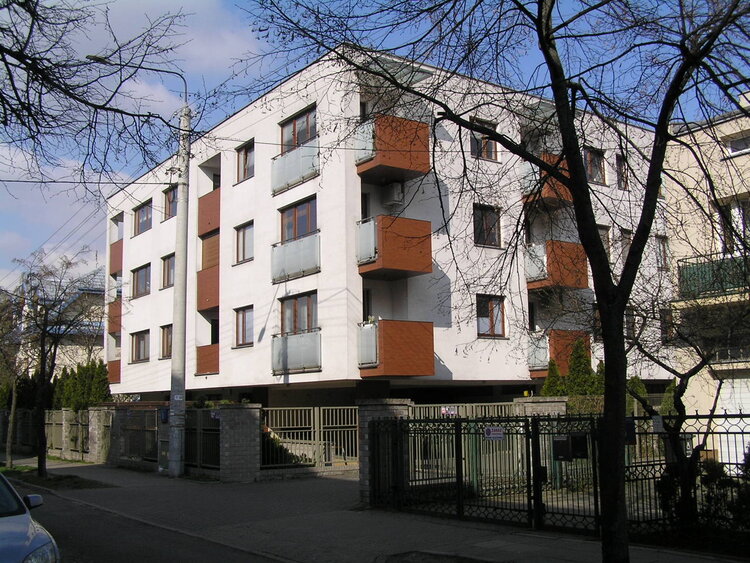 Koprzywiańska 8 w&nbsp;Warszawie