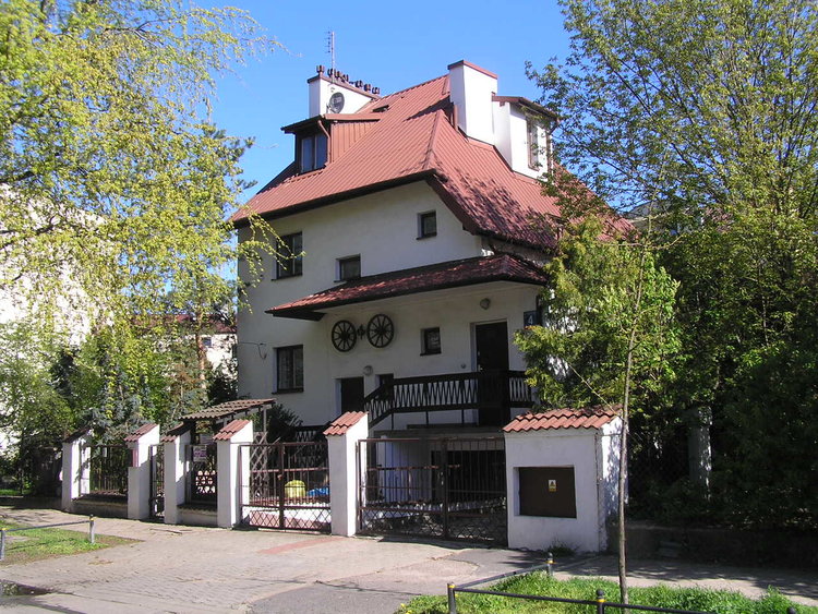 Kordeckiego 4 w&nbsp;Warszawie