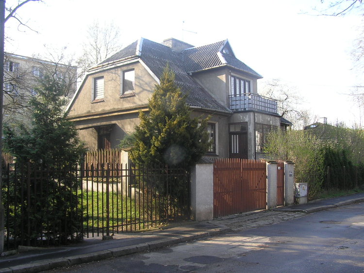 Kutnowska 10 w&nbsp;Warszawie