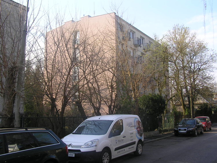 Kutnowska 12 w&nbsp;Warszawie