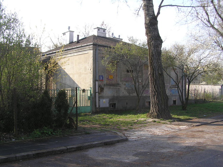 Kutnowska 8 w&nbsp;Warszawie