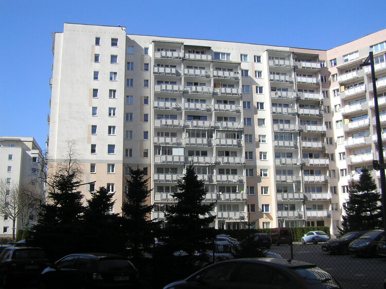 Kwiatkowskiego 10 w&nbsp;Warszawie