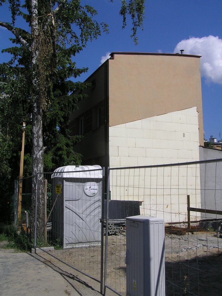 Latyczowska 18 w&nbsp;Warszawie