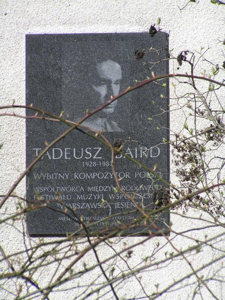Tablica pamiątkowa pamięci Tadeusza Bairda