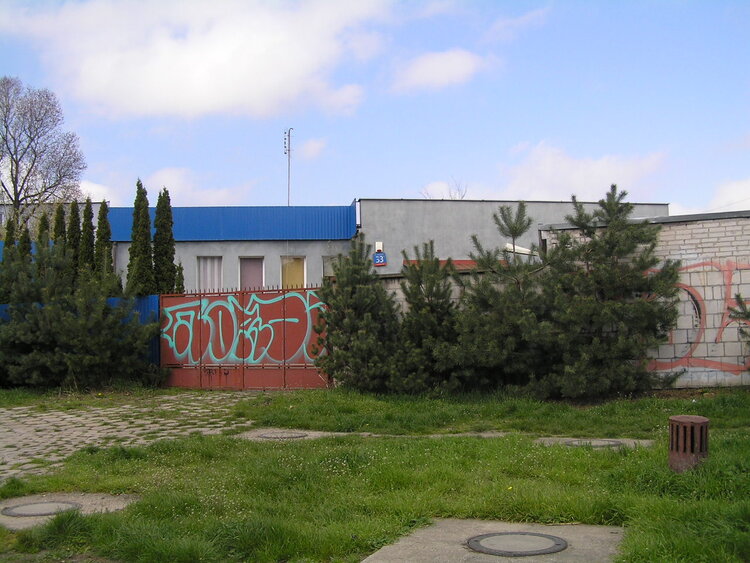 Łomżyńska 33 w&nbsp;Warszawie