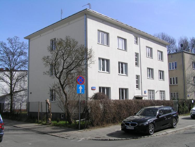 Łotewska 4 w&nbsp;Warszawie