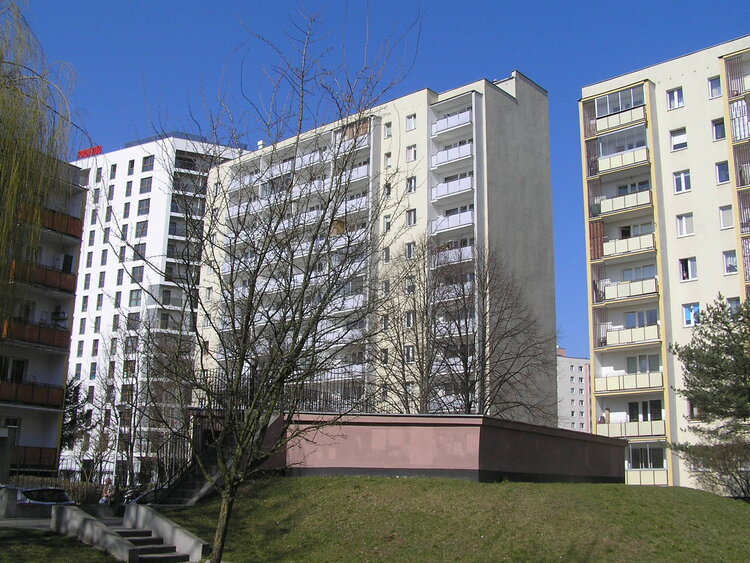 Manteuffla 9 w&nbsp;Warszawie