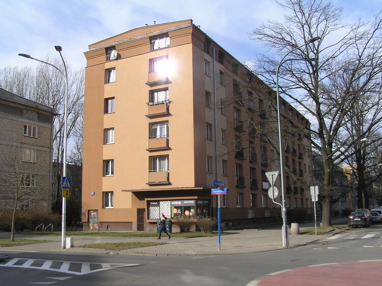 Międzynarodowa 41 w&nbsp;Warszawie