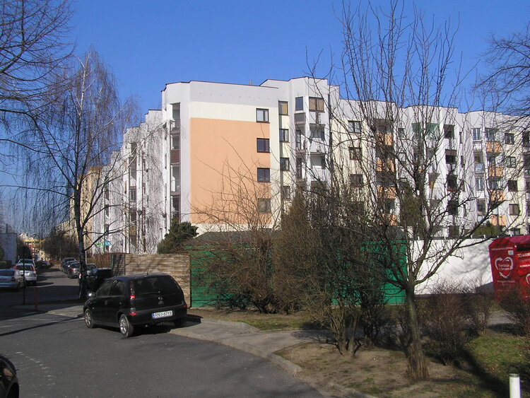 Mikołajczyka 12 w&nbsp;Warszawie