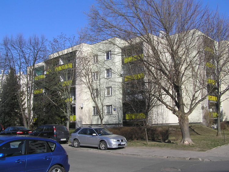 Mikołajczyka 19 w&nbsp;Warszawie