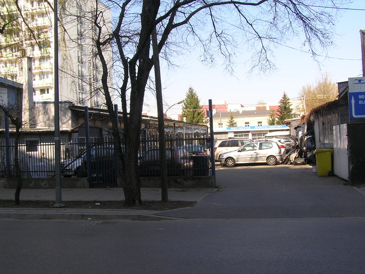 Mlądzka 17 w&nbsp;Warszawie