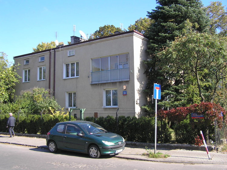 Mlądzka 38 w&nbsp;Warszawie