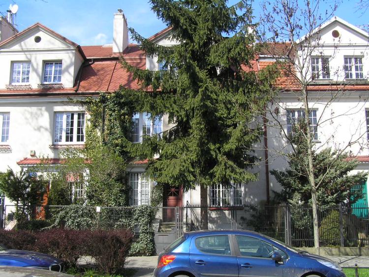 Obrońców 19 w&nbsp;Warszawie